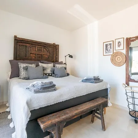 Alcazaba Lagoon Estepona - Luxury Boho Casares