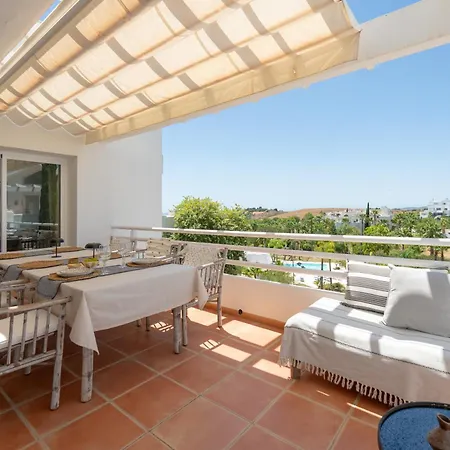 Alcazaba Lagoon Estepona - Luxury Boho Apartment Casares