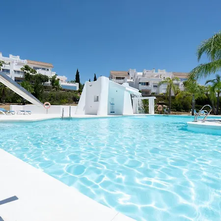 Apartment Alcazaba Lagoon Estepona - Luxury Boho Casares